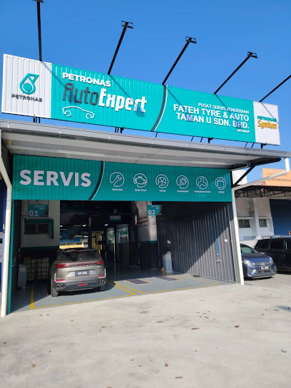 Premium Mechanic working on car
